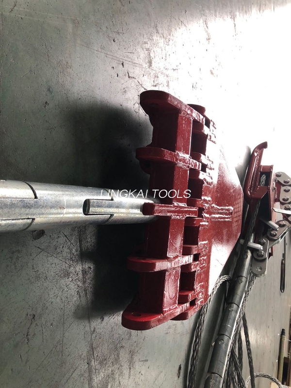 स्ट्रिंगिंग ब्लॉक्सवर ओव्हरहेड लाइन कंडक्टर खेचण्यासाठी रनिंग बोर्ड